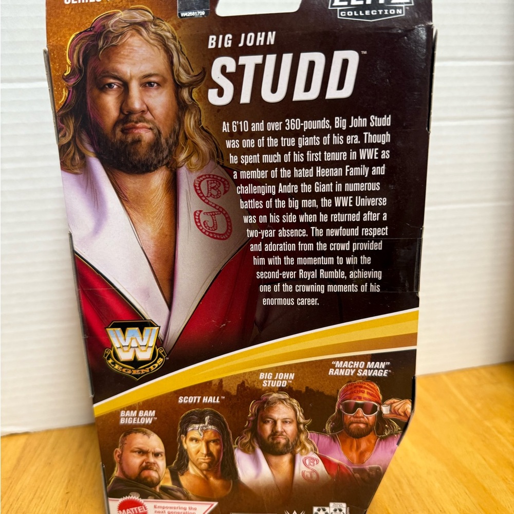 WWE Elite Big John Studd Figure with Red and White Robe - Picture 2 of 2